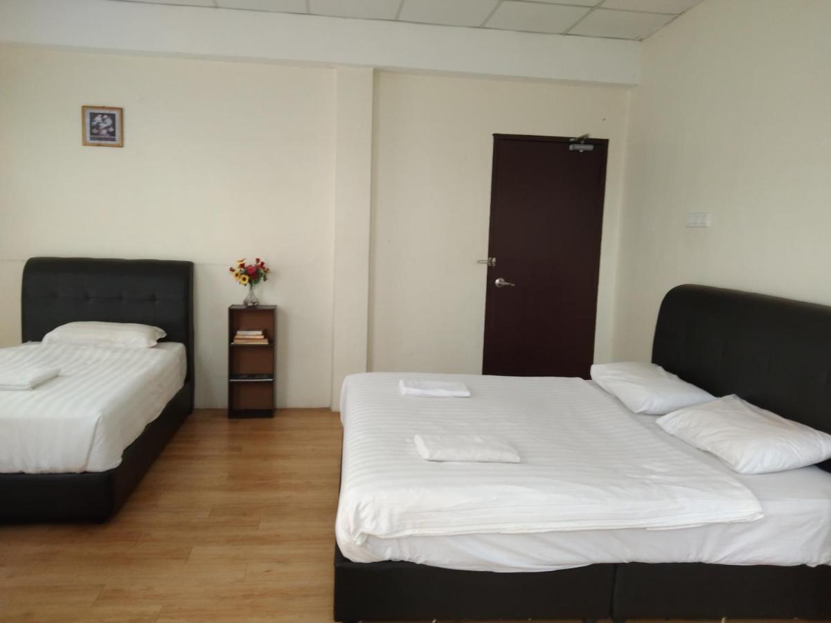 Jam Hotel Kota Warisan Sepang @ Erl Salak Tinggi, Klia 1-2 & F1 Экстерьер фото